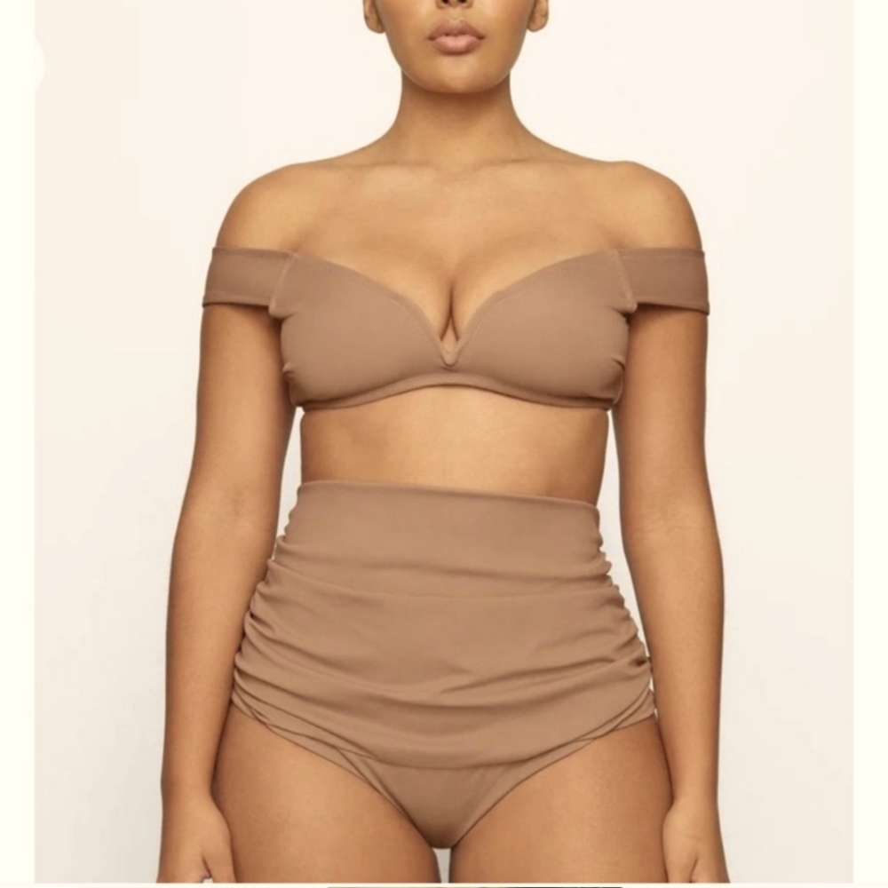 NWT SKIMS Sculpting Swim Off The Shoulder BIKINI TOP SIENNA 3X